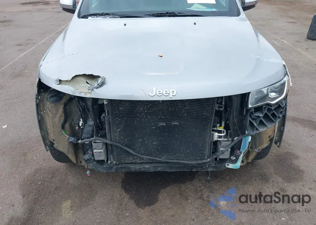 1C4RJFBG3JC138410: 43242404