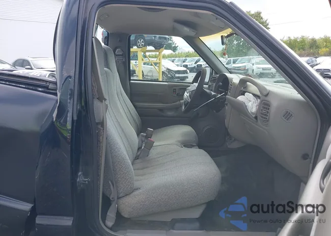 1GCDT14X1X8108564: 43241574