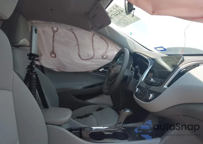 1G1ZB5STXLF001169: 43241719