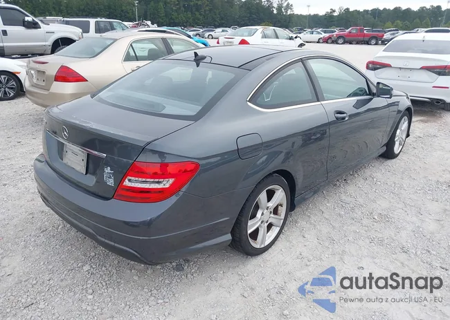 WDDGJ4HB2DF998198: 43241768