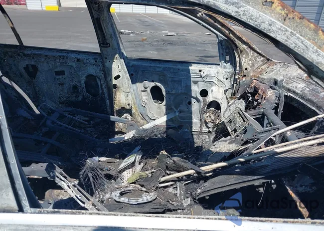 1FMDK06146GA33784: 43241771