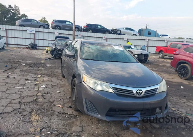 4T4BF1FK8ER359345: 43243044