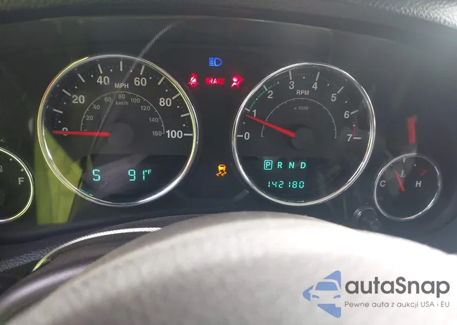 1C4HJWDG8DL582041: 43243221