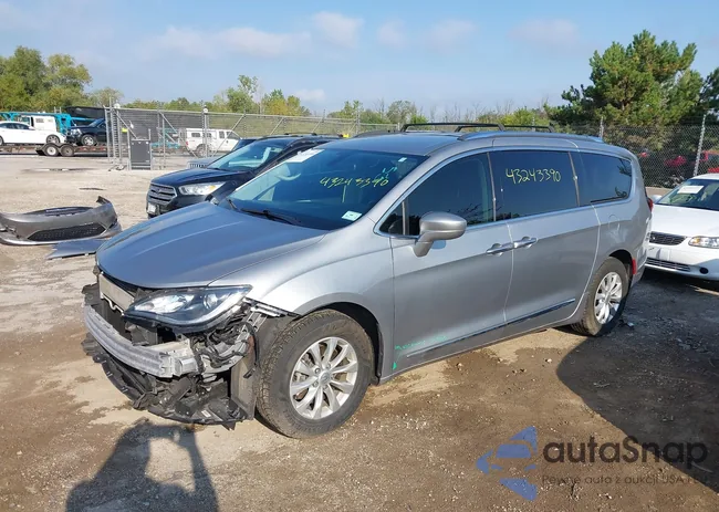 2C4RC1BG8KR730858: 43243390