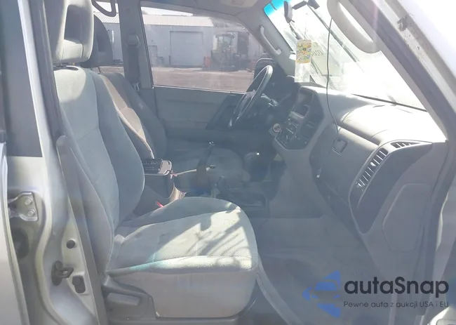 JA4MW31R92J056556: 43243429