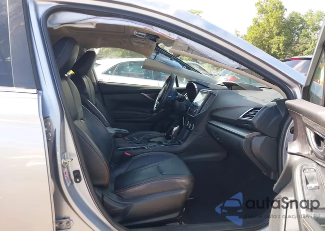 JF2GTAMC0JH211882: 43242567