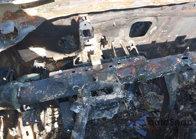 1G1ZE5ST3GF318899: 43242666