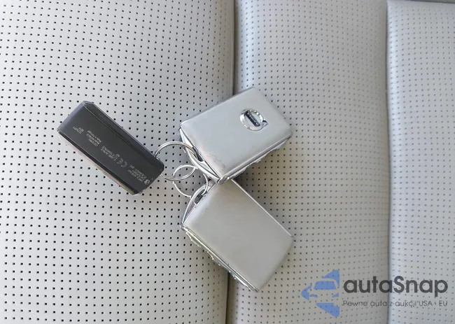 YV4A22PL9K1497781: 43243945