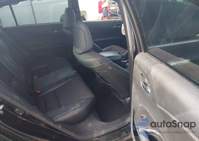 1HGCR2F53GA083785: 43244117