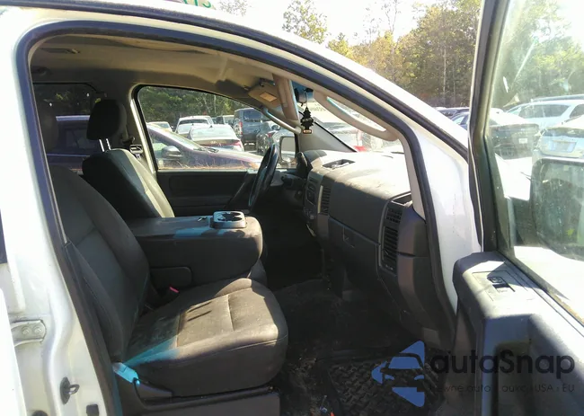 1N6BA07D59N305764: 43244147