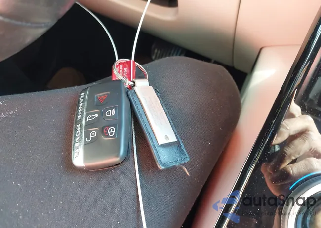 SALYL2RV6JA715552: 43244201