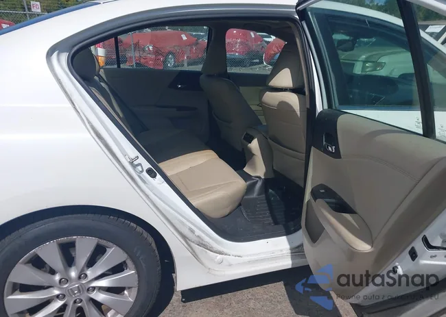 1HGCR2F86FA020706: 43244278