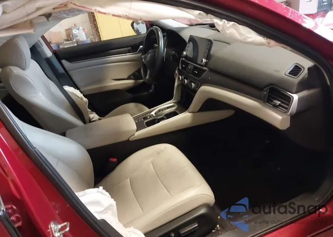 1HGCV3F98JA005868: 43243596