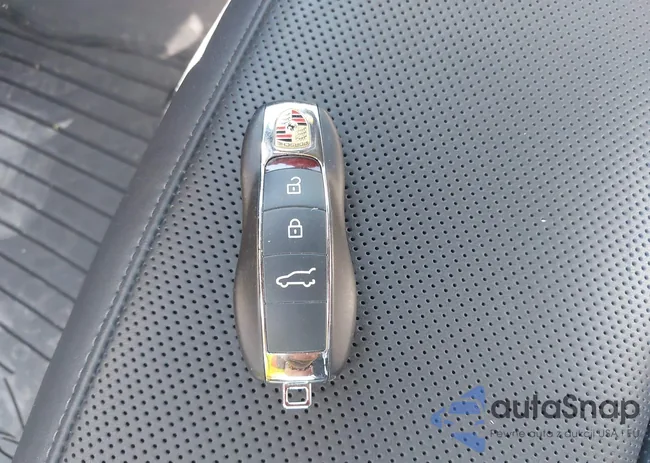 WP1AA2A59RLB17464: 43243809