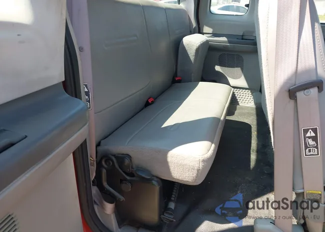 1FTNX21F31EC01329: 43244939