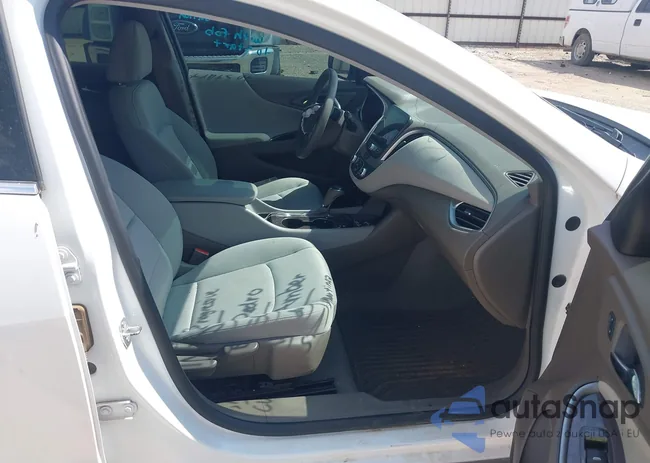 1G1ZB5ST5LF010426: 43244986