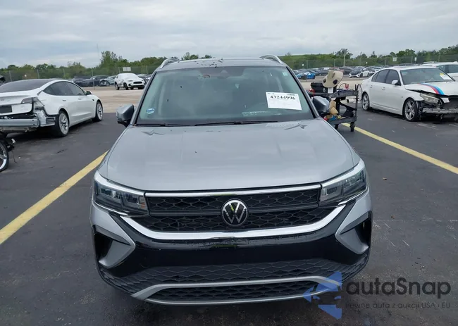 3VVVX7B29PM355900: 43244996