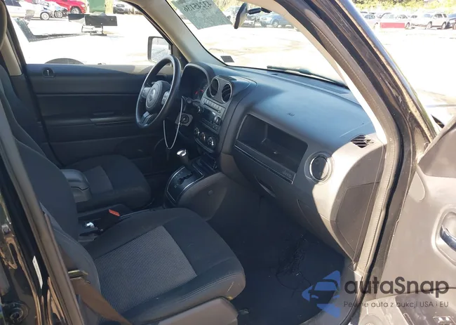 1C4NJRBB5CD613301: 43245136