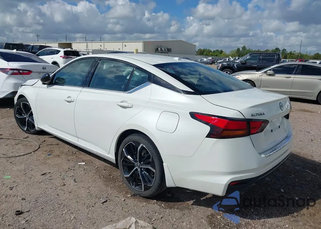 1N4BL4CV2PN301077: 43245138