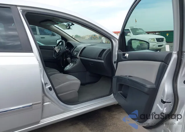 3N1AB6AP2CL752838: 43245201