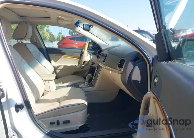 3LNHL2JC8AR647015: 43245281