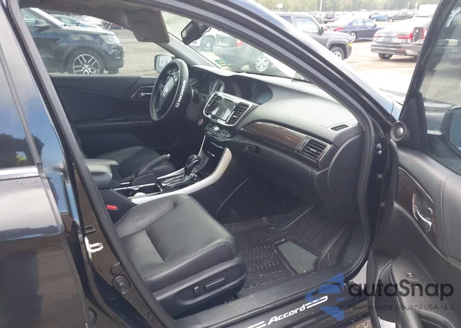 1HGCR3F82GA025828: 43245288