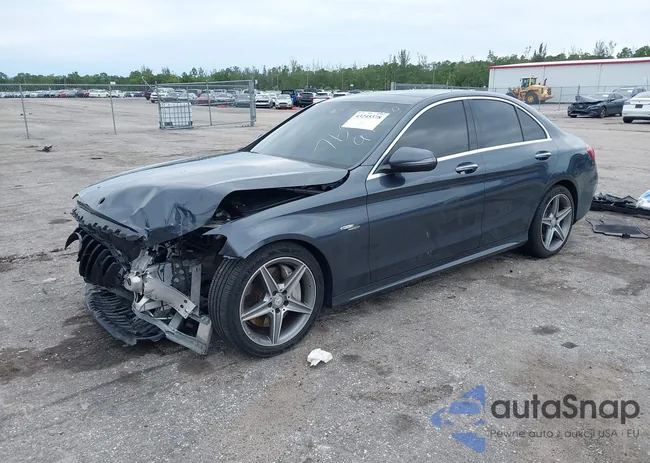 WDDWF4JB1GR147696: 43245378