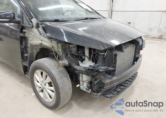 KNDMB5C13G6171345: 43244709