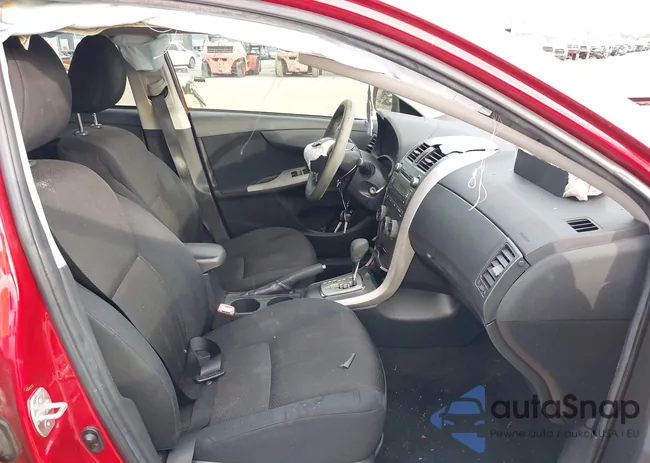 2T1BU4EE9BC700195: 43244780