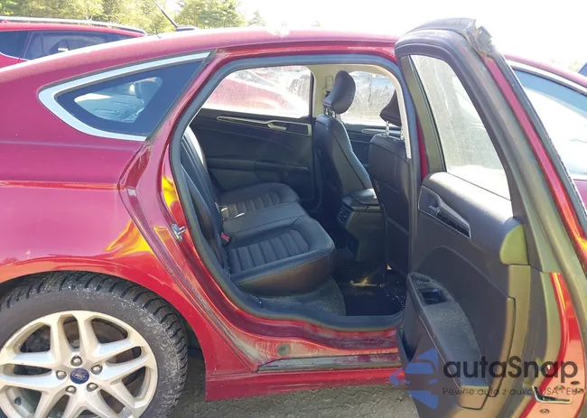 3FA6P0HD6FR272547: 43244821