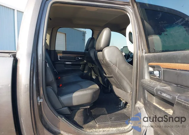 3C6UR5KJ5EG177048: 43245887