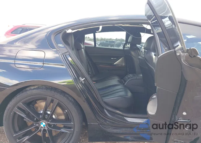 WBA6D4C5XGD977448: 43245897