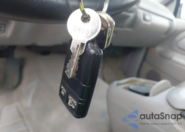 2GCEK19R5T1152890: 43246016