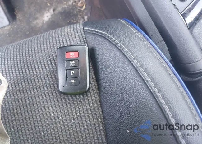 2T1BURHE2HC792851: 43246067