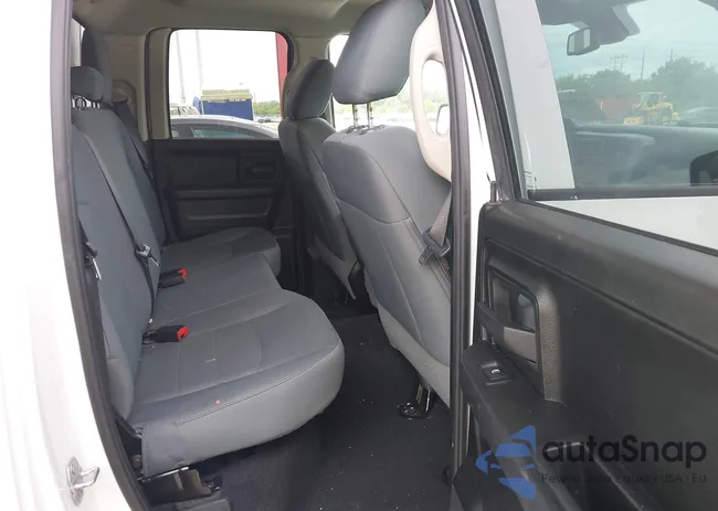 1C6RR7FG2KS582319: 43246082