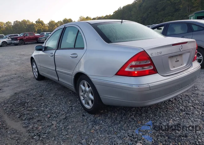 WDBRF64J81FO82858: 43246310