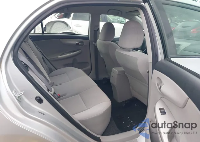 JTDBU4EE9B9137879: 43246353