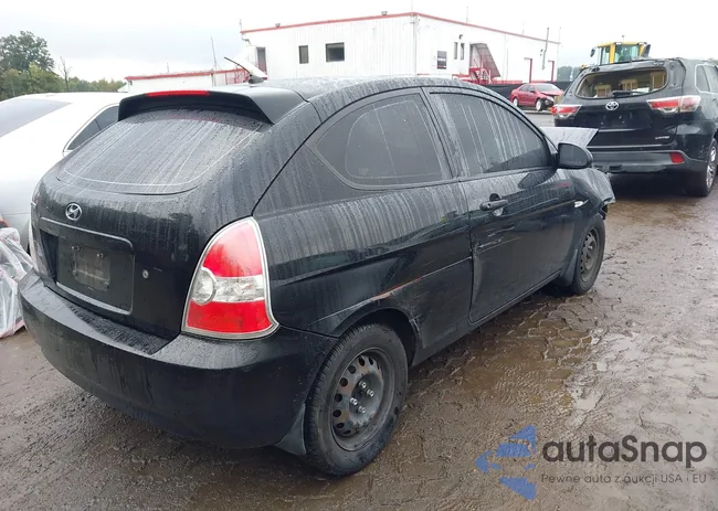 KMHCM36CX7U035129: 43245503