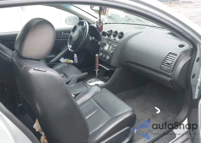 1N4AL2EP4AC111640: 43245519