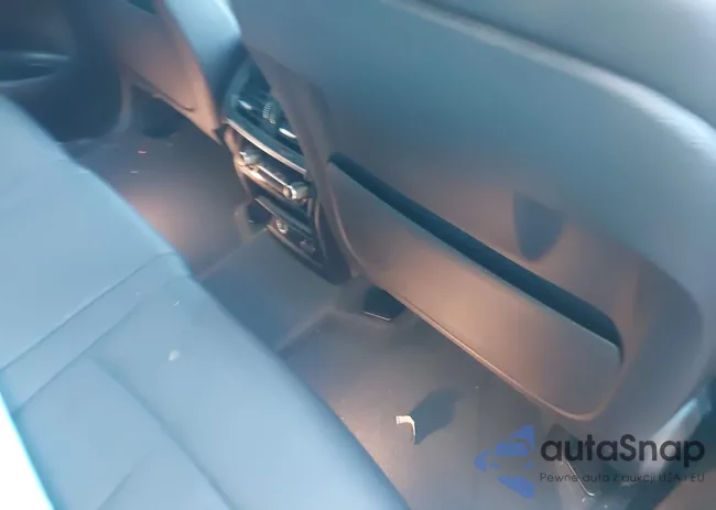 5UXKR0C5XJ0Y04201: 43245600