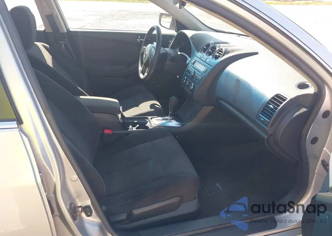 1N4CL2AP8AC180488: 43245669