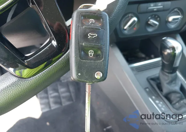 3VW2B7AJ5HM369333: 43245720