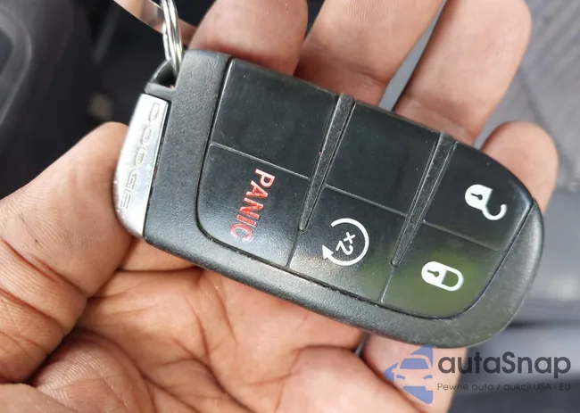 3C4PDCBG4CT231568: 43245802