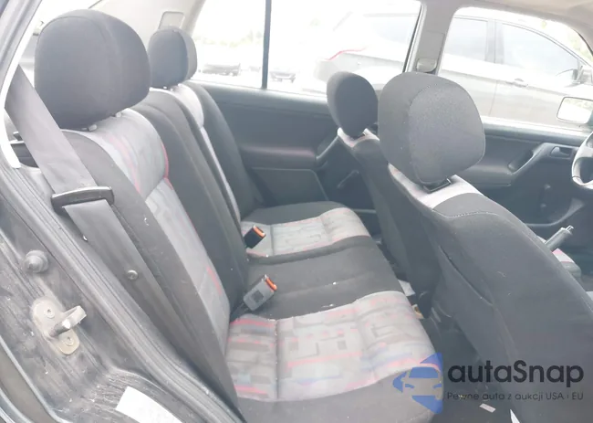 3VWVA81H9VM077330: 43246861