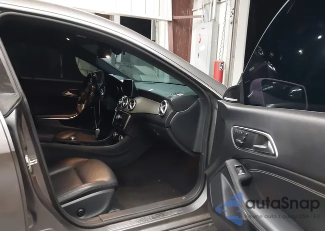 WDDSJ4EB2EN034786: 43246934