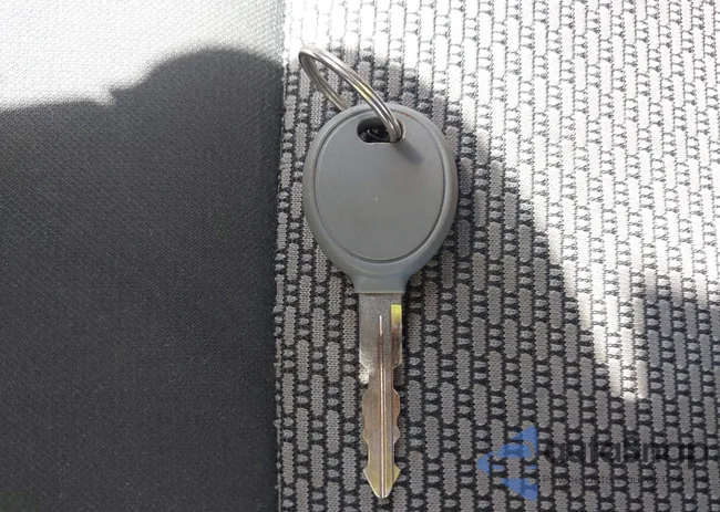 1J8FT47W08D785281: 43247014