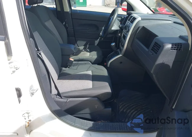 1J8FT47W08D785281: 43247014