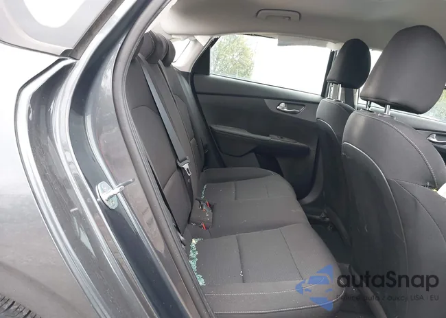 3KPF24AD9ME333520: 43247305