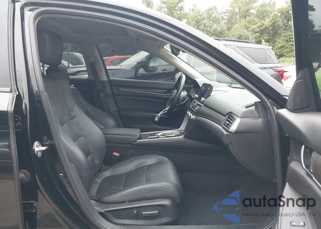 1HGCV2F98JA053848: 43246522