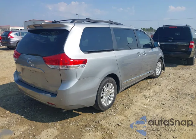 5TDYK3DC6DS333194: 43246581